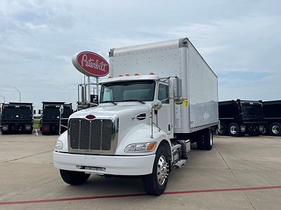 2018 Peterbilt 337