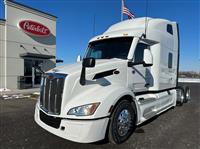 2023 Peterbilt 579