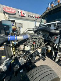 2022 Peterbilt 389