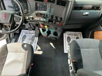 2023 Kenworth T680