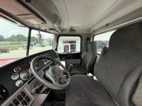 2018 Peterbilt 389