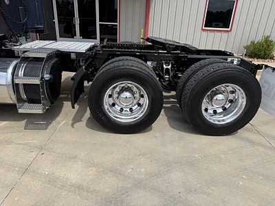 2022 Peterbilt 579