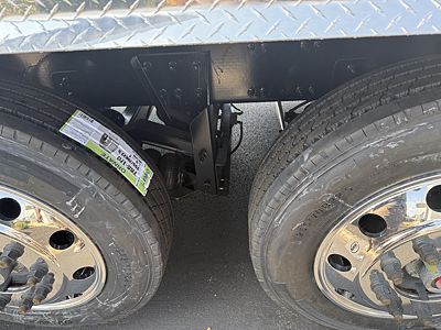 2020 Volvo VNL64T