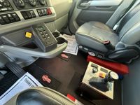 2022 Kenworth T880