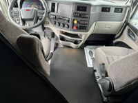 2023 Peterbilt 579