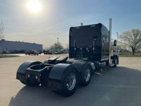 2024 Peterbilt 389