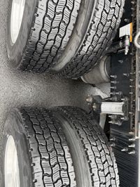 2020 Volvo VNL64T760