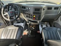 2015 Peterbilt 579-117