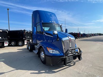 2023 Kenworth T680