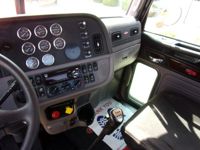 2020 Peterbilt 389