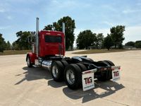 2019 Peterbilt 389