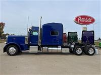 2022 Peterbilt 389