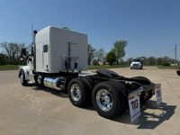 2022 Peterbilt 567