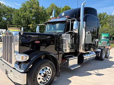 2022 Peterbilt 389