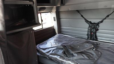 2017 Peterbilt 389