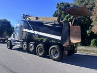 2019 Freightliner 122SD