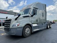 2023 Freightliner CASCADIA 126