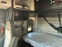 2023 Freightliner CASCADIA 126