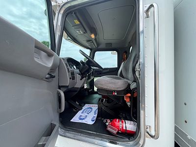 2018 Peterbilt 337