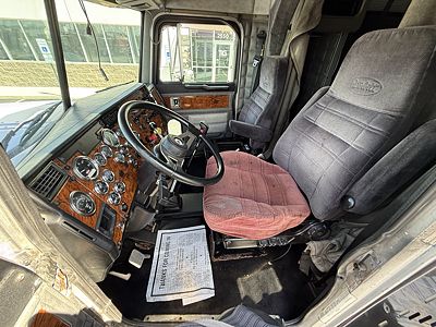 2000 Peterbilt 379