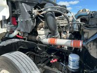 2021 Freightliner CASCADIA 126