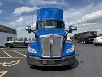 2023 Kenworth T680