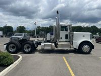 2020 Peterbilt 389