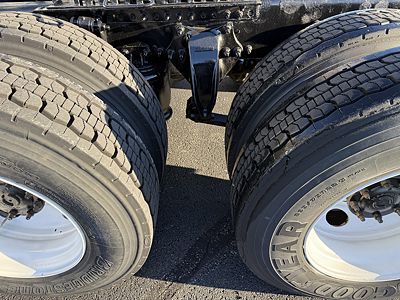 2020 Freightliner CASCADIA 125