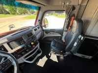 2023 Peterbilt 579