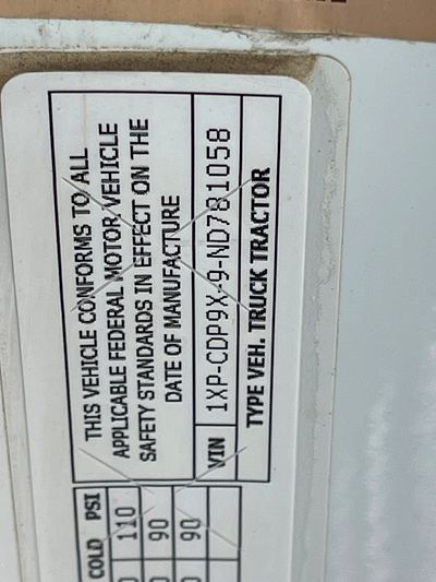 2022 Peterbilt 567