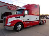 2022 Peterbilt 579