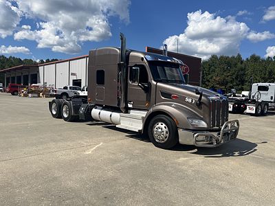 2020 Peterbilt 579