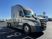 2022 Freightliner CASCADIA 126
