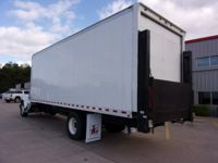2016 Kenworth T300