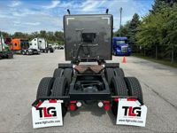 2022 Peterbilt 567