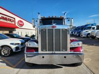 2022 Peterbilt 389
