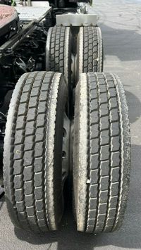 2023 Peterbilt 567