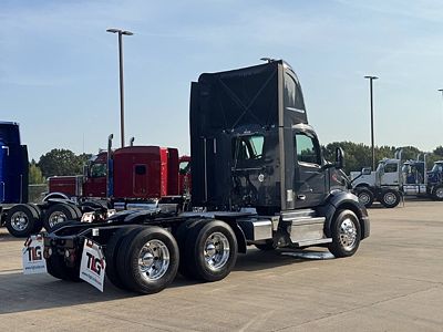 2022 Peterbilt 579