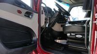 2023 Peterbilt 579