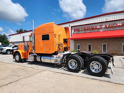 2018 Peterbilt 389