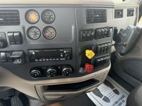 2022 Peterbilt 579