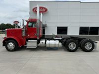 2020 Peterbilt 389