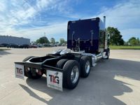 2023 Peterbilt 389
