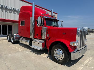 2021 Peterbilt 389