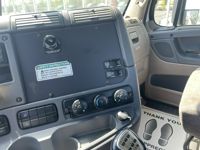 2017 Freightliner CASCADIA