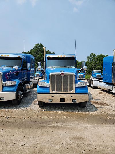 2021 Peterbilt 567