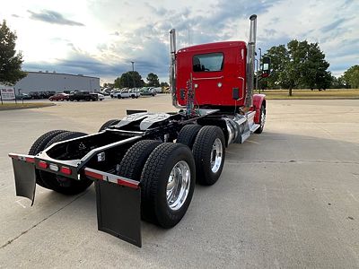 2021 Peterbilt 567