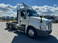 2017 Freightliner CASCADIA 125