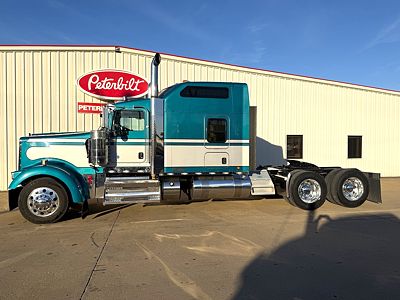 2020 Kenworth W900L