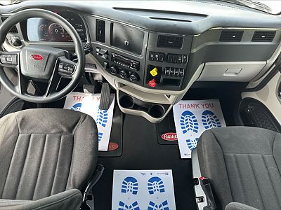 2022 Peterbilt 579